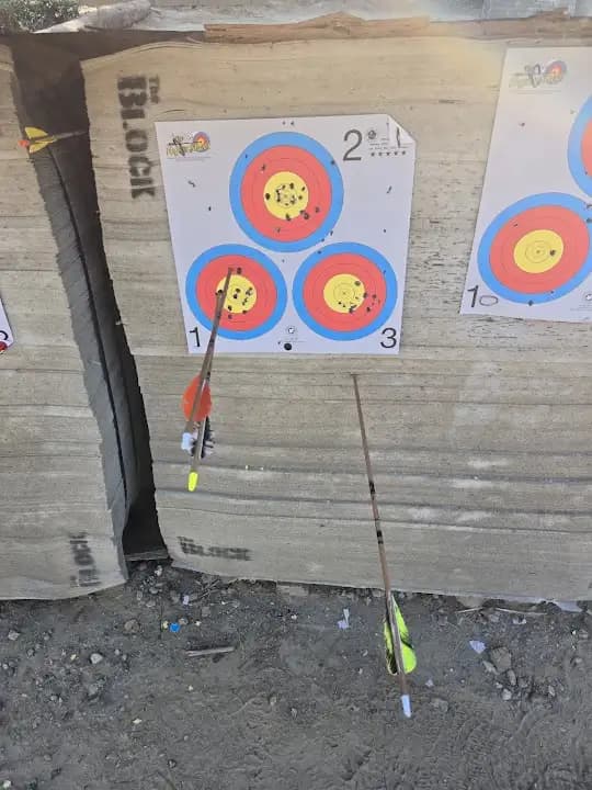 Oak Tree Gun Club - shooting ranges in Los Angeles
