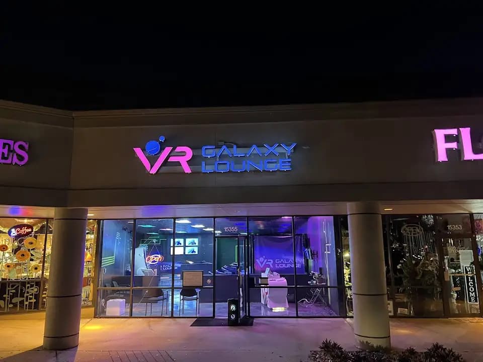 vr games experience at VR Galaxy Lounge located in Orlando