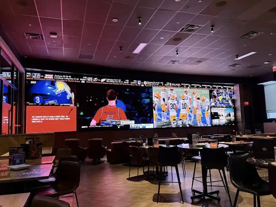 Dave & Buster's Orlando - Popular vr games destination in Orlando