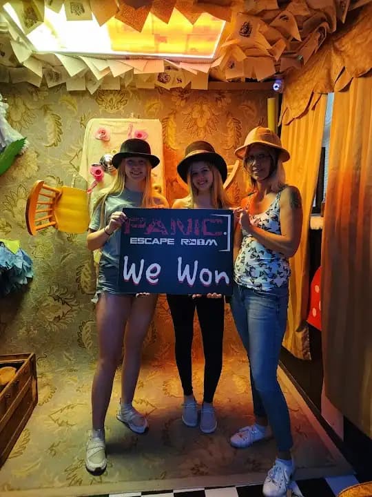 Panic Escape Room Games - Popular escape rooms destination in Los Angeles