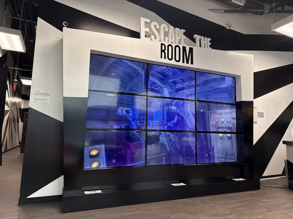 escape rooms experience at Escape the Room LA located in Los Angeles