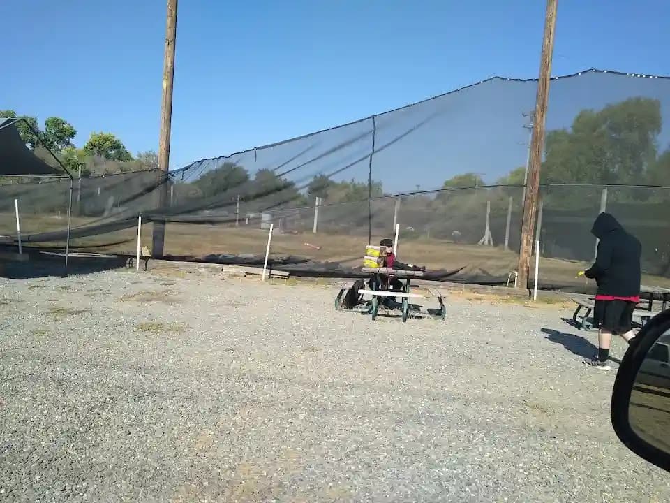 Combat Zone Paint Ball Park - Popular paintball destination in Los Angeles