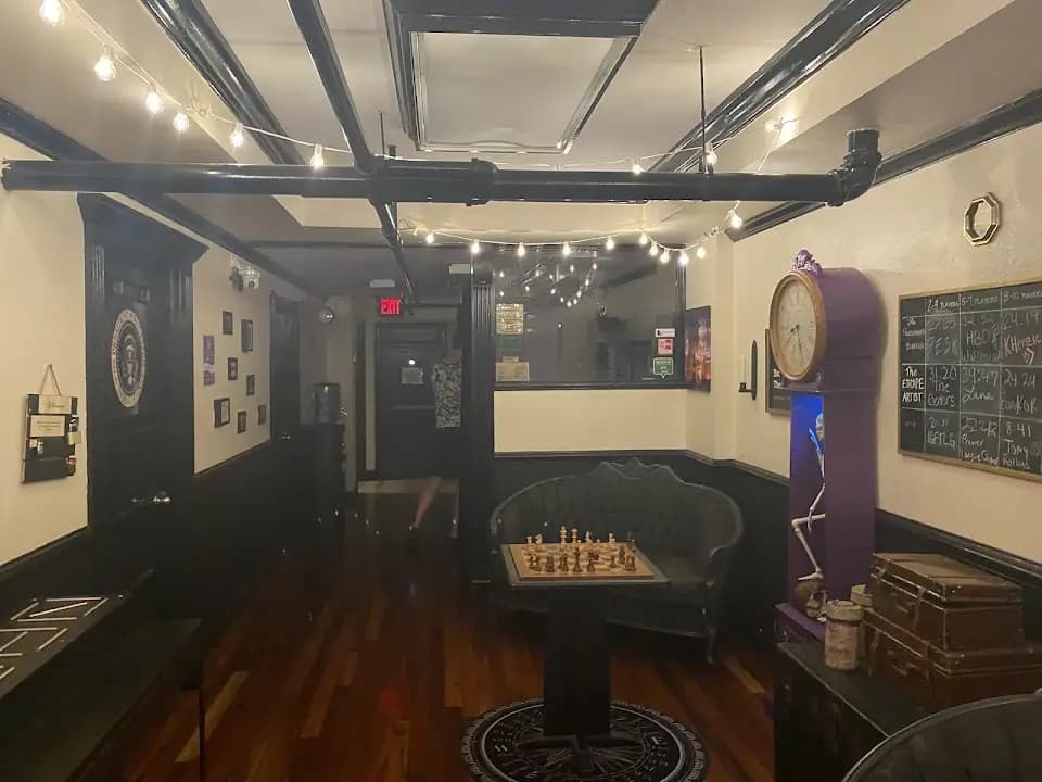 escape rooms experience at The Great Escape Room Orlando located in Orlando