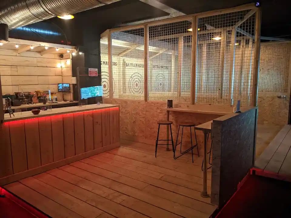 Battle Masters - Gravesend Urban Axe Throwing - Popular axe throwing destination in London