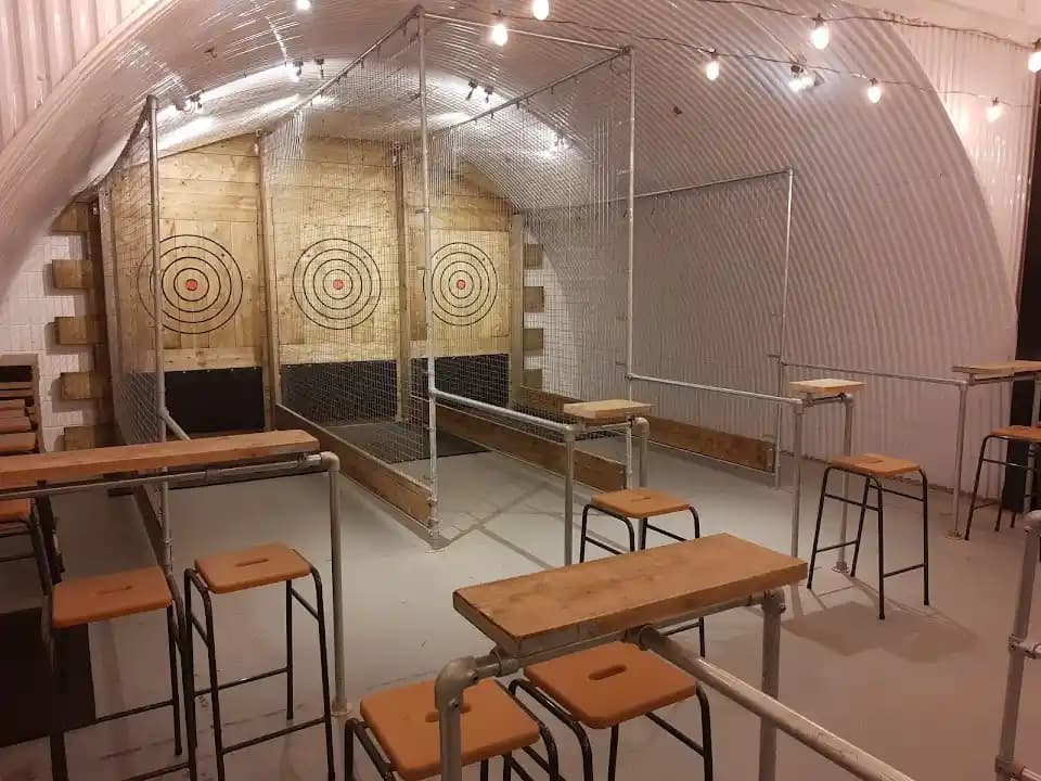 axe throwing experience at Axe Junkies located in Birmingham