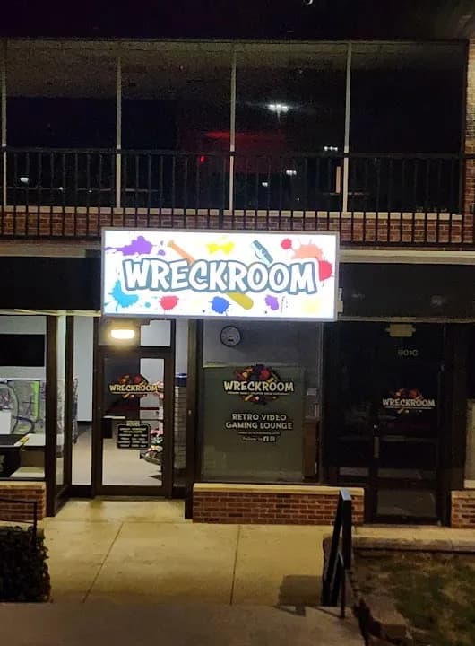 Interior view of Wreckroom Dekalb rage rooms facility in Chicago