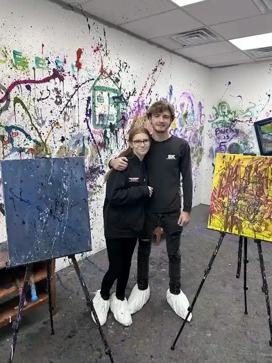 Wreckroom Dekalb - Popular rage rooms destination in Chicago