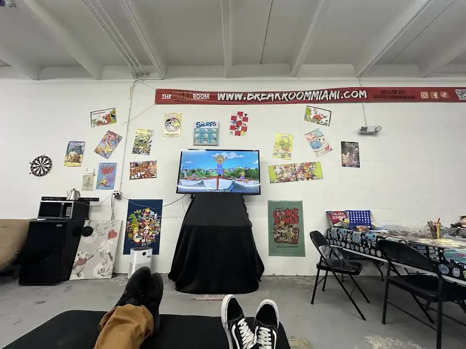 rage rooms experience at The Break Room Miami located in Chicago