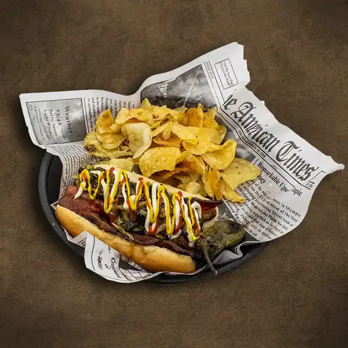 axe throwing experience at Lumber Axe located in Chicago