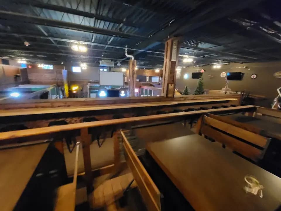 Lumber Axe - axe throwing in Chicago - Top rated