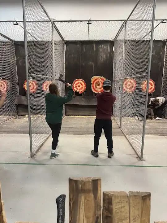 axe throwing experience at Axe Monkeys located in Chicago