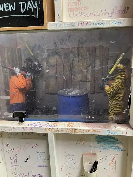 Rage Cage Smash Rooms Brisbane - rage rooms in Brisbane - Top rated