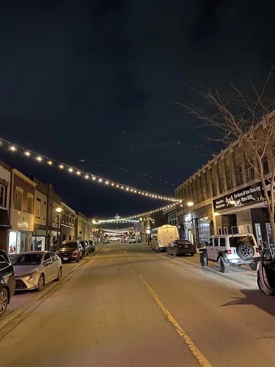 Photo of BreakOUT Escapes Niagara axe throwing activities in Toronto