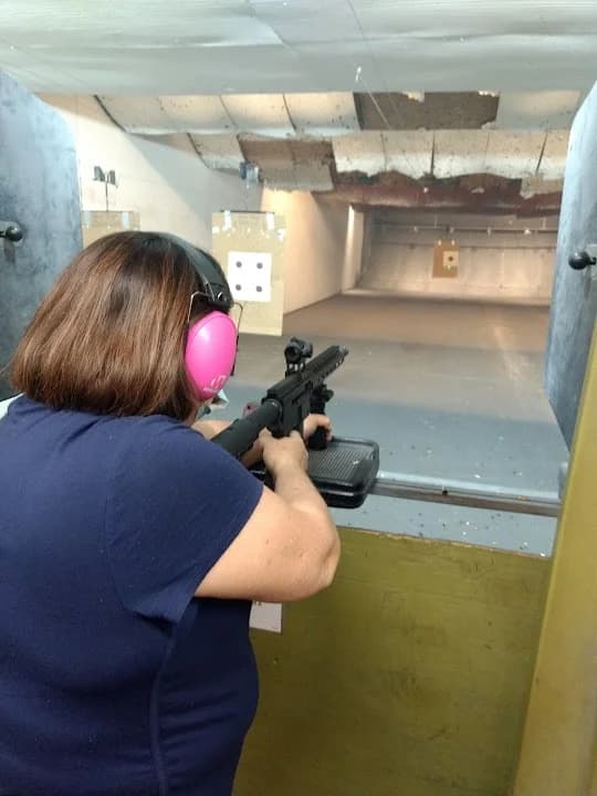 Bullseye Range and Guns - Popular shooting ranges destination in Dallas