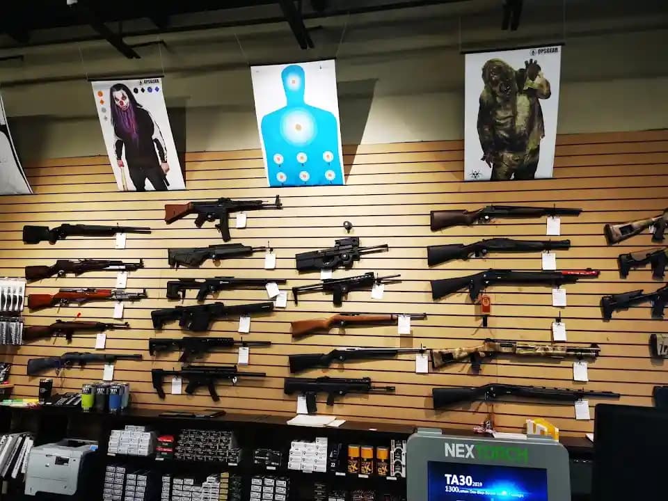 Photo of Urban Tactical (Brantford) shooting ranges activities in Toronto
