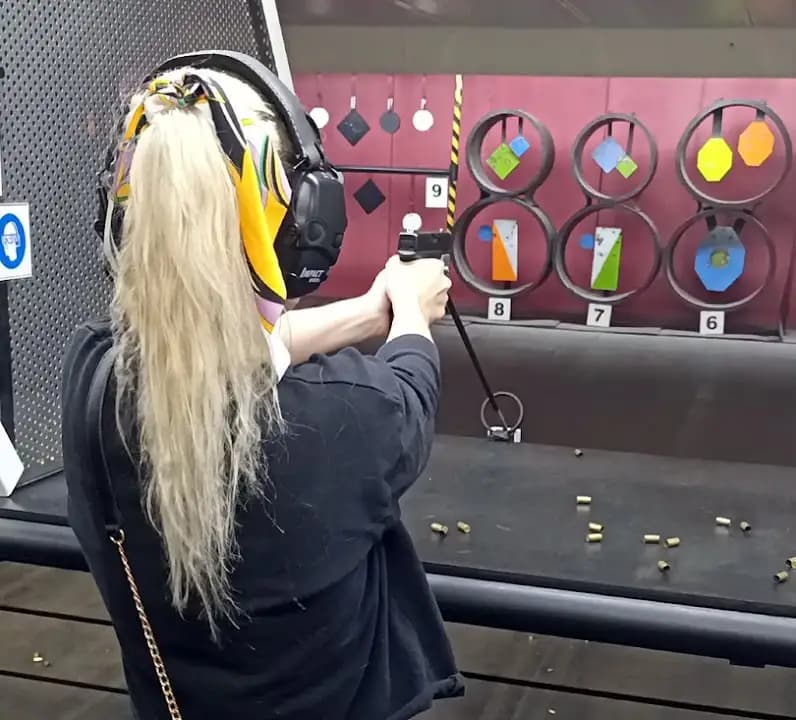 shooting ranges experience at Topshot Indoor Shooting Sports located in Perth