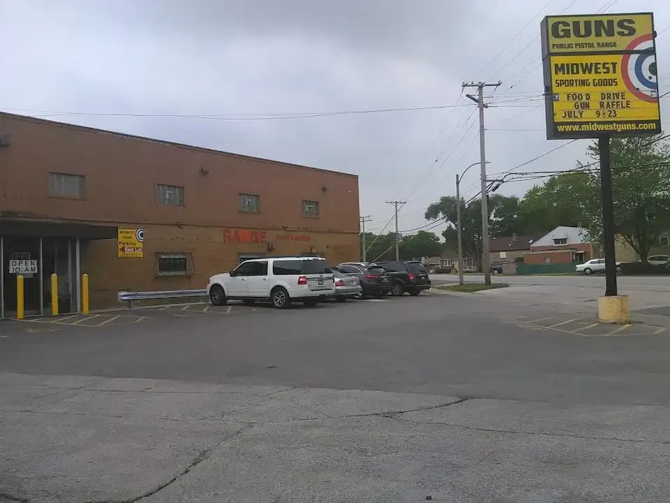 Photo of Midwest Guns & Pistol Range shooting ranges activities in Chicago