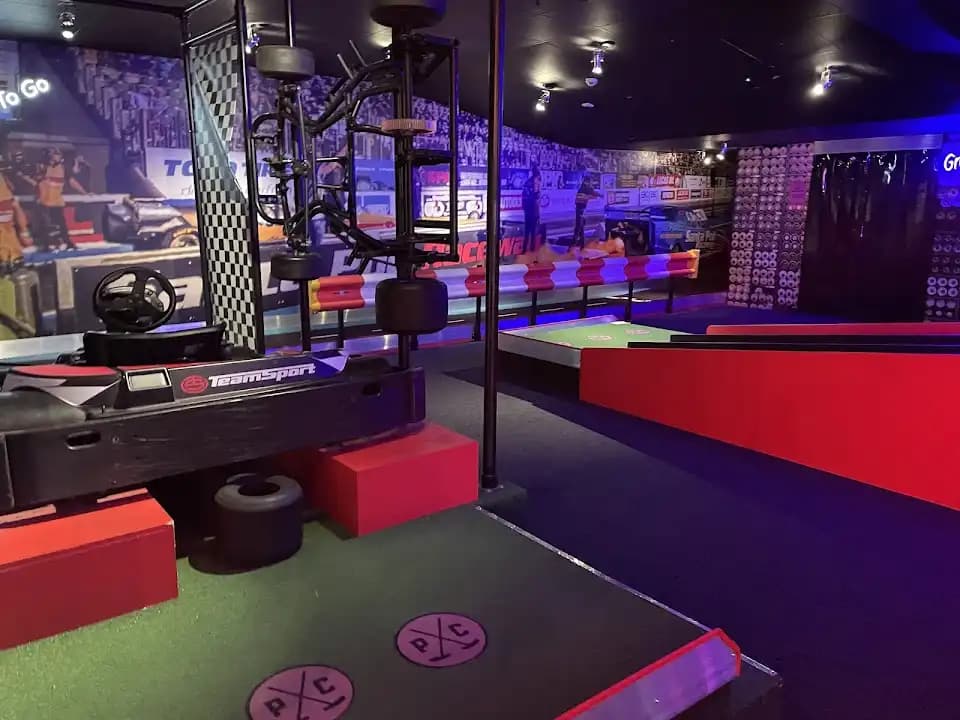 ROAMDOME VR Experience - Popular vr games destination in Birmingham