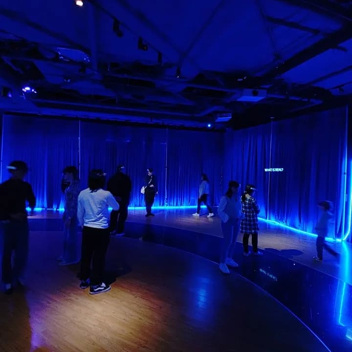 vr games experience at Verse Immersive Chicago located in Chicago