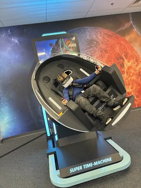 Interior view of unVReal VR Lounge Virtual Reality vr games facility in Chicago