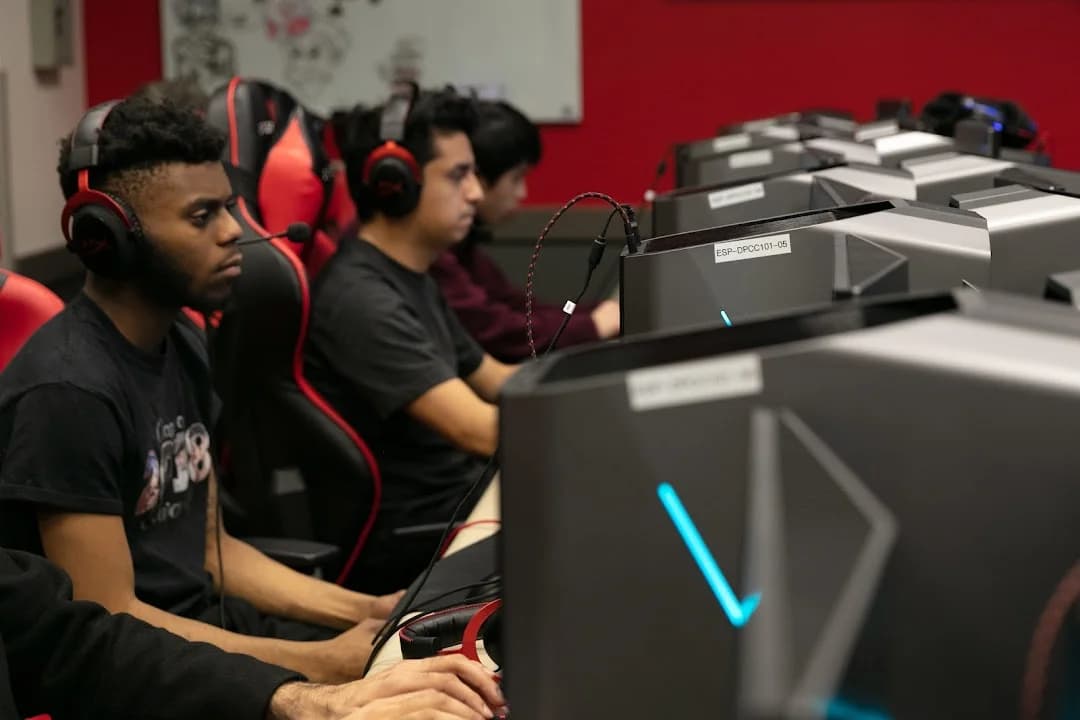 Photo of DePaul Esports Gaming Center vr games activities in Chicago
