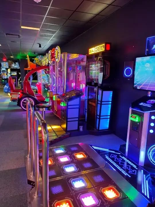 Palace Social - Popular vr games destination in Houston