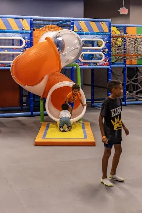 AR's Entertainment Hub Spring - vr games in Houston - Top rated