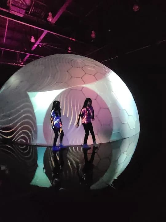 Bubble Planet: An Immersive Experience - Toronto - vr games in Toronto - Top rated