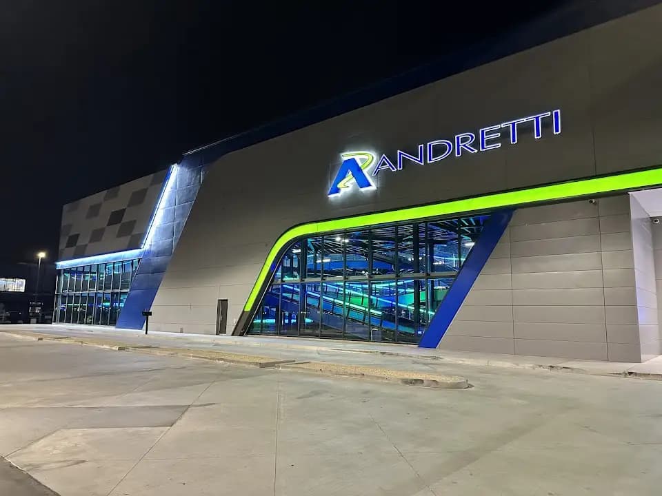 vr games experience at Andretti Indoor Karting & Games Glendale located in Phoenix