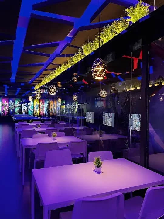 vr games experience at 1vX Gaming | Jayanagar located in Bangalore