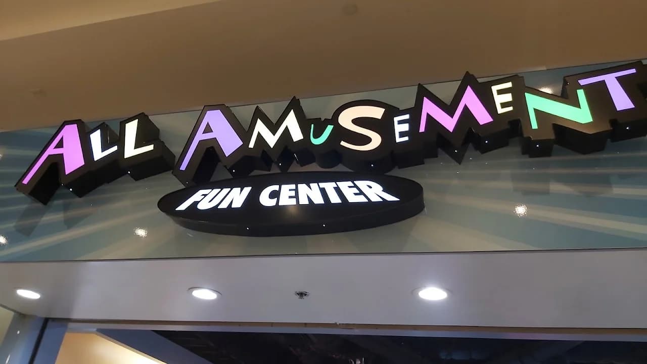 Interior view of All Amusement Fun Center vr games facility in Los Angeles