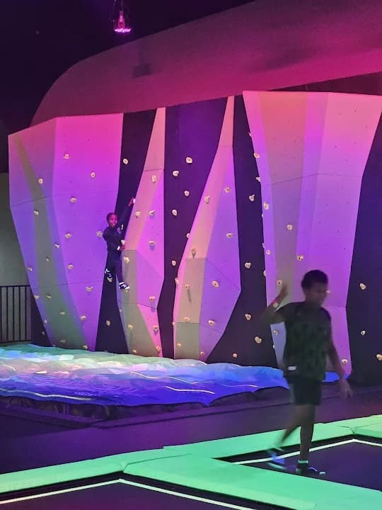 Interior view of Launch Family Entertainment Brooklyn vr games facility in New York