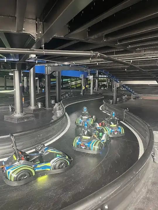 vr games experience at Andretti Indoor Karting & Games Fort Worth located in Dallas